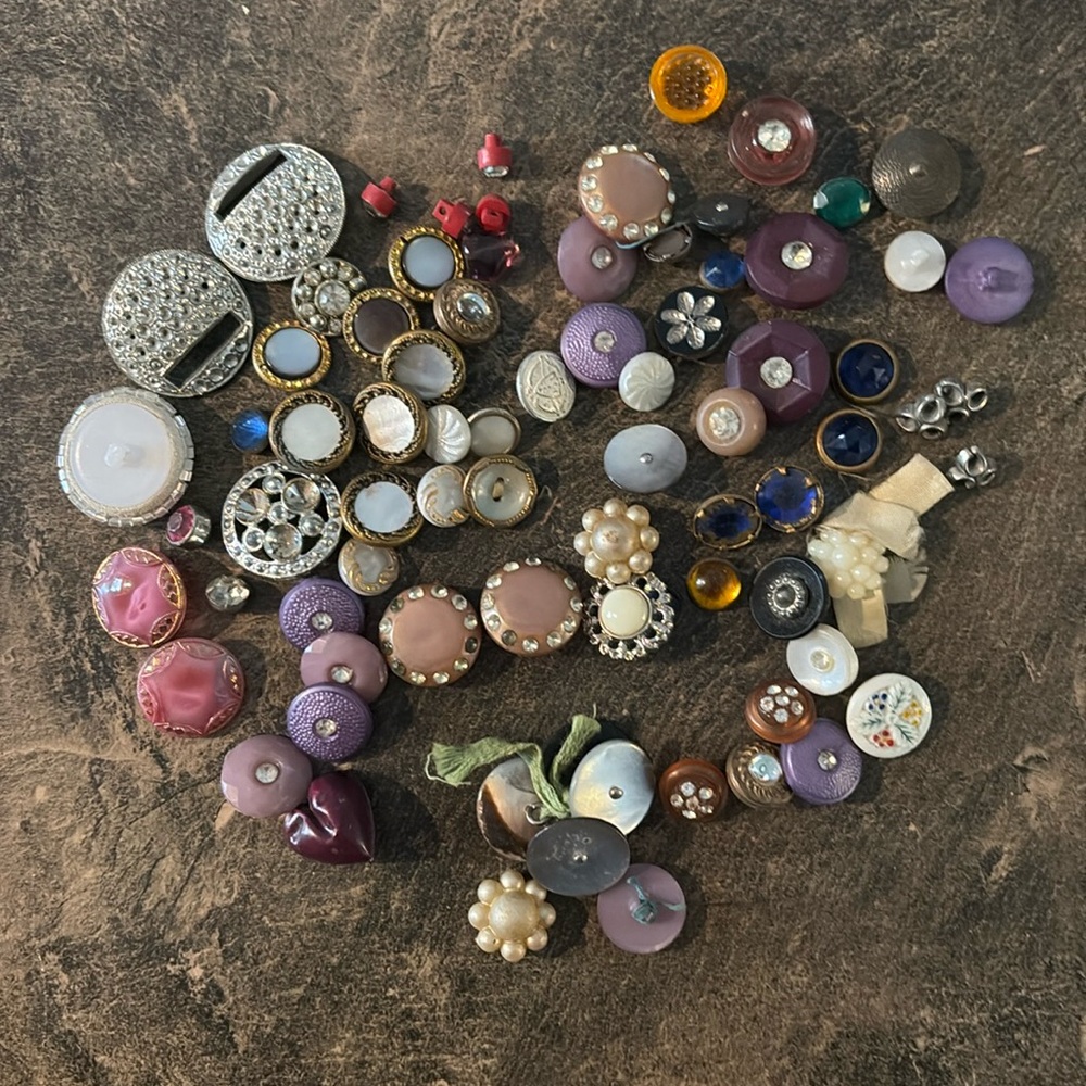 Vintagee button lot